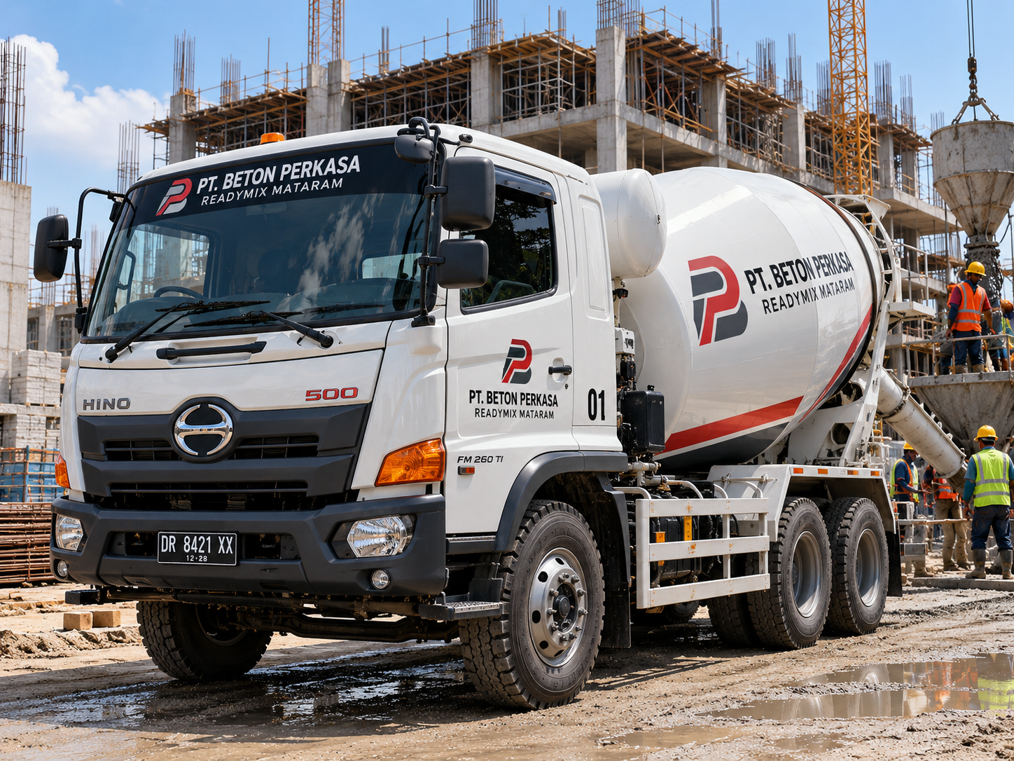 Armada Truck Mixer Hino 500 PT. Beton Perkasa Readymix cabang Lombok Timur